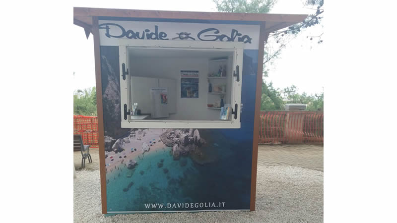 David und Golia Kartenbüro in La Caletta