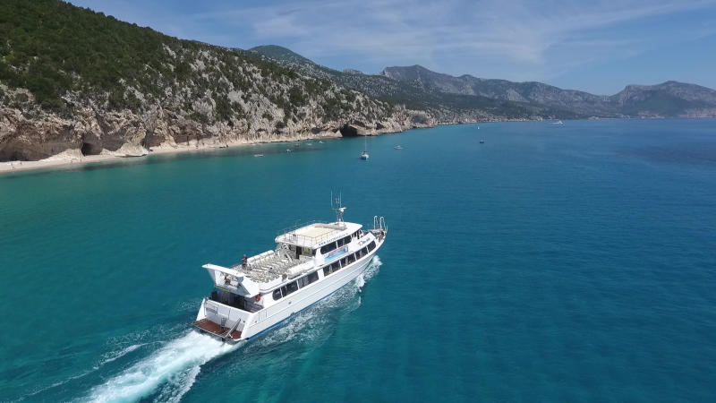 motorship David sailing in the Gulf of Orosei