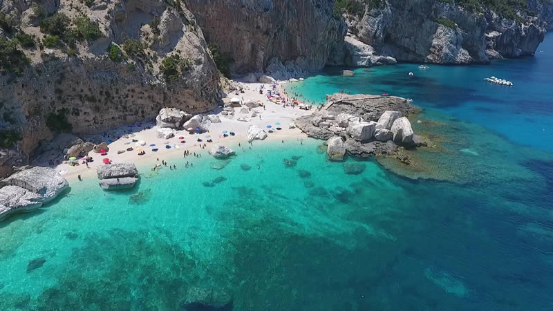 Cala Mariolu vu d'en haut